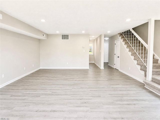 20 Cantamar CT, Hampton, VA 23664