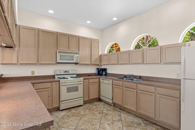 8064 Kingswood Way, Melbourne, FL 32940