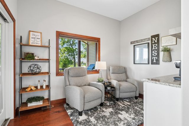 1711 Greenhill Drive, Cedar Falls, IA 50613