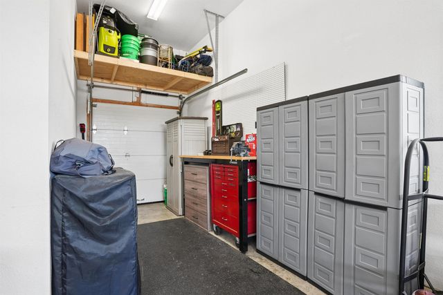1711 Greenhill Drive, Cedar Falls, IA 50613