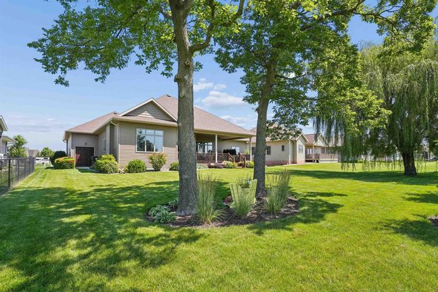 1711 Greenhill Drive, Cedar Falls, IA 50613
