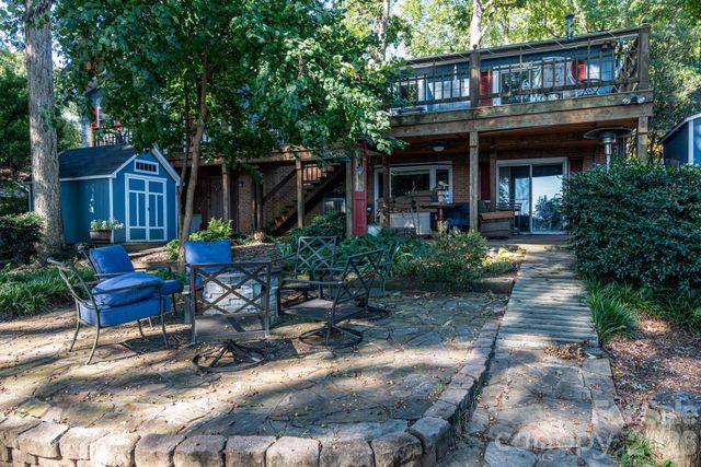 7889 Tradewinds Drive, Sherrills Ford, NC 28673