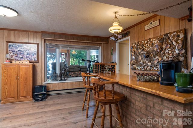 7889 Tradewinds Drive, Sherrills Ford, NC 28673