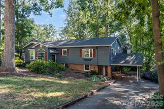 7889 Tradewinds Drive, Sherrills Ford, NC 28673