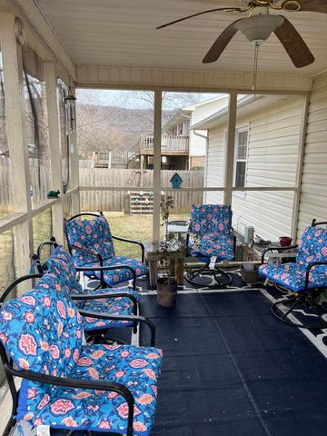 1009 Montrosa Avenue, Jasper, TN 37347