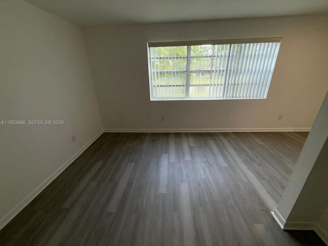 15285 SW 107th Lane 214, Miami, FL 33196
