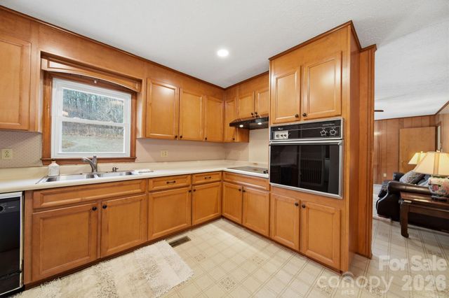 6418 Casar Road, Casar, NC 28020