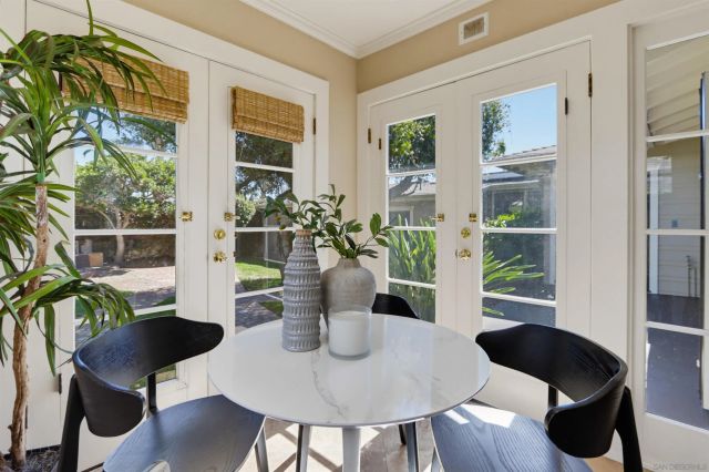 4383 Trias, San Diego, CA 92103