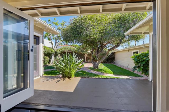 4383 Trias, San Diego, CA 92103