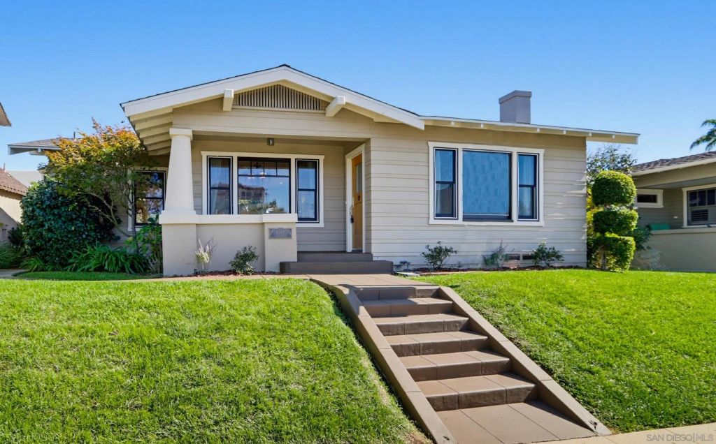4383 Trias, San Diego, CA 92103