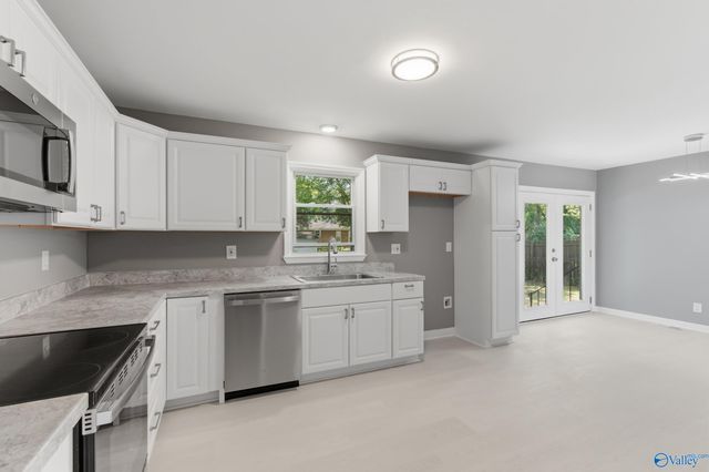 4019 Telstar Circle, Huntsville, AL 35805