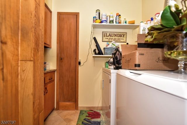 7 Jefferson Pl, Wayne Twp., NJ 07470