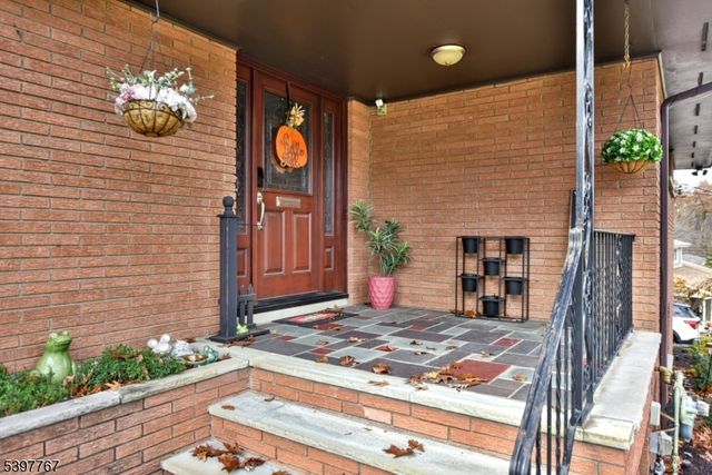 7 Jefferson Pl, Wayne Twp., NJ 07470