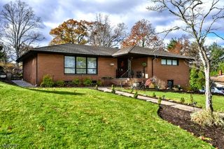 7 Jefferson Pl, Wayne Twp., NJ 07470