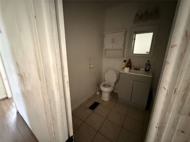 20 S 204TH East Avenue, Tulsa, OK 74108