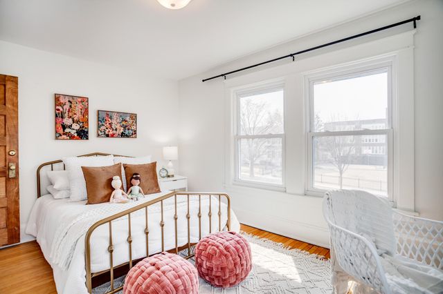 1025 Fairmount Avenue, Saint Paul, MN 55105