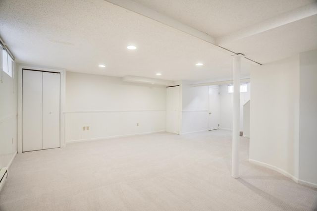 1025 Fairmount Avenue, Saint Paul, MN 55105