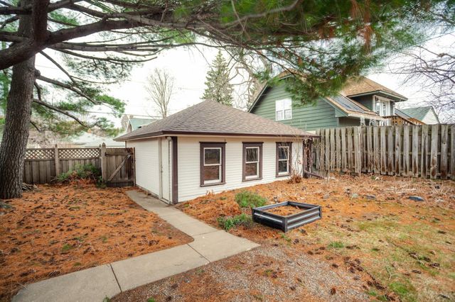 1025 Fairmount Avenue, Saint Paul, MN 55105