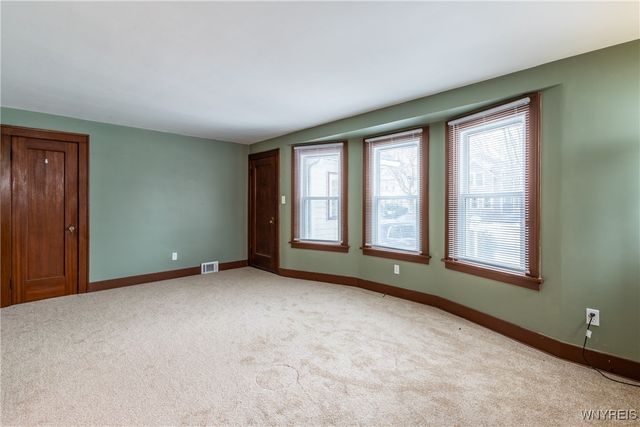 189 Hamilton Drive 1, Amherst, NY 14226