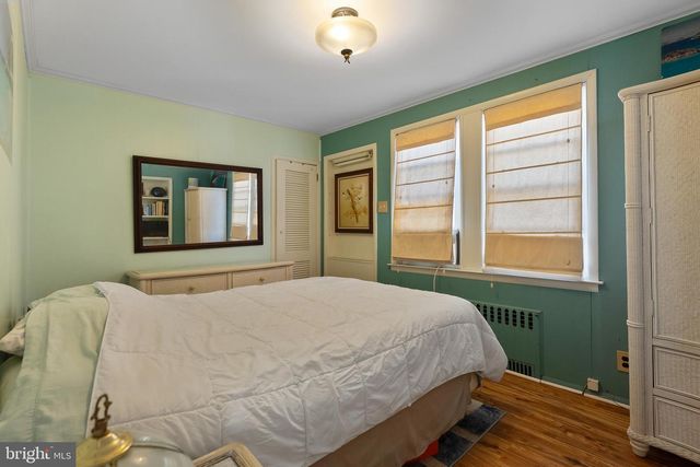 221 W 25TH AVE, Wildwood, NJ 08260