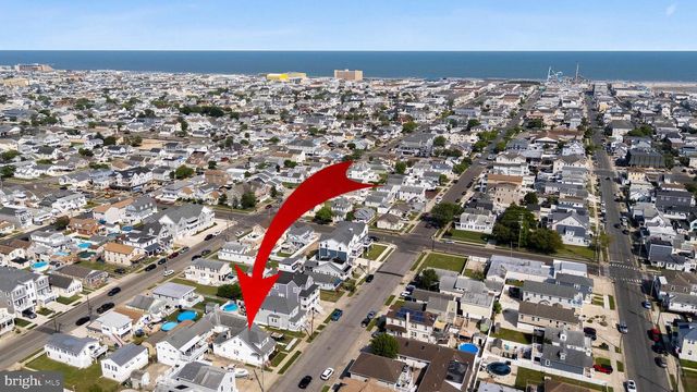 221 W 25TH AVE, Wildwood, NJ 08260