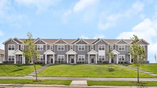 2235 Barbera Drive, Oswego, IL 60543