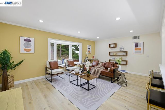 209 209 Gerry Ct, Walnut Creek, CA 94596