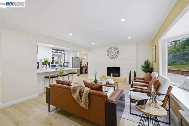 209 209 Gerry Ct, Walnut Creek, CA 94596