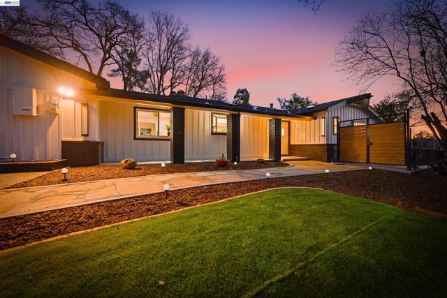 209 209 Gerry Ct, Walnut Creek, CA 94596