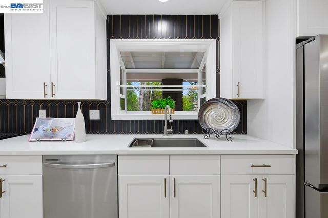 209 209 Gerry Ct, Walnut Creek, CA 94596