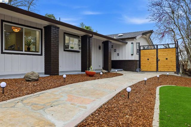 209 209 Gerry Ct, Walnut Creek, CA 94596