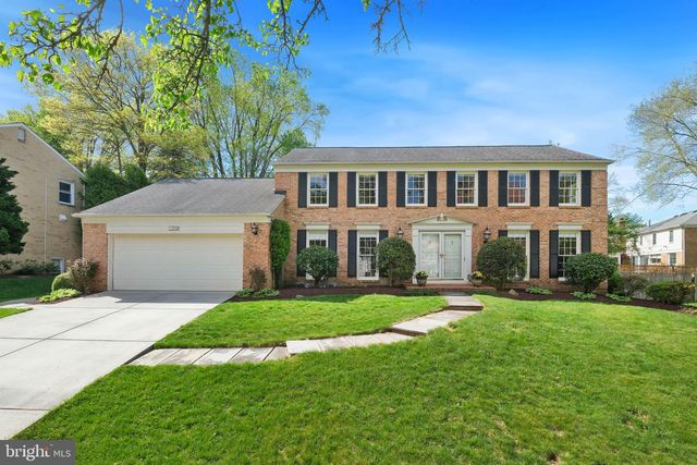 12740 LINCOLNSHIRE DR, Potomac, MD 20854