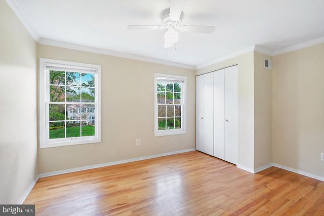 12740 LINCOLNSHIRE DR, Potomac, MD 20854