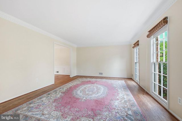 12740 LINCOLNSHIRE DR, Potomac, MD 20854