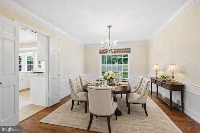 12740 LINCOLNSHIRE DR, Potomac, MD 20854