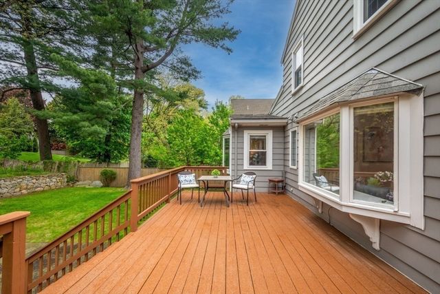 29 Parker Rd, Needham, MA 02494