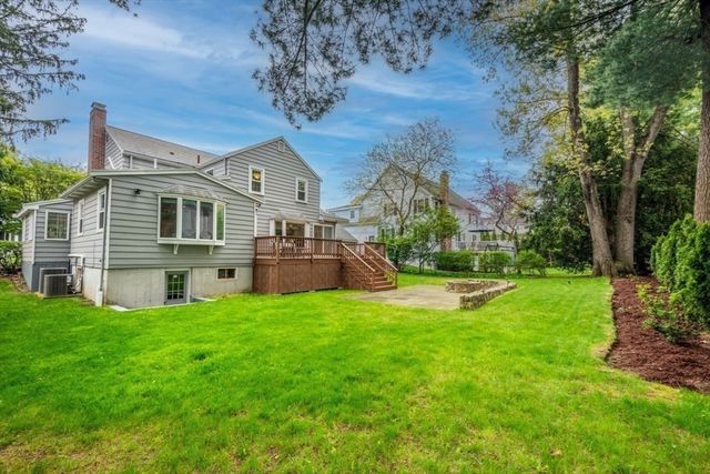 29 Parker Rd, Needham, MA 02494