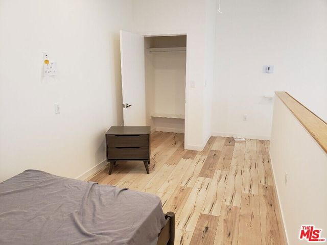 517 N Harvard Boulevard, Los Angeles, CA 90004