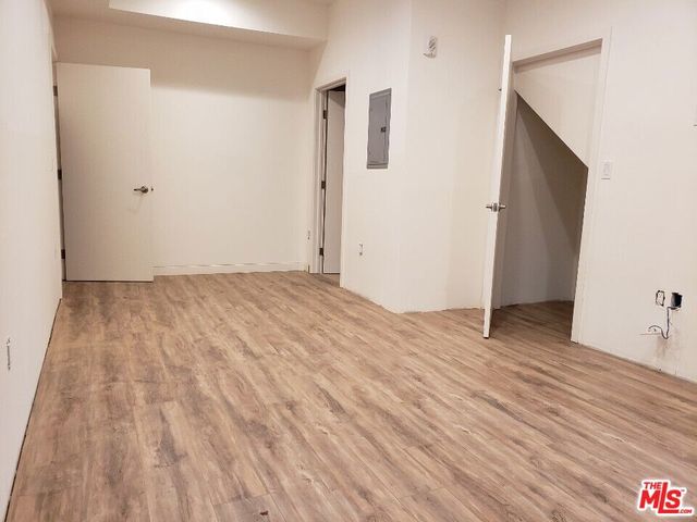 517 N Harvard Boulevard, Los Angeles, CA 90004
