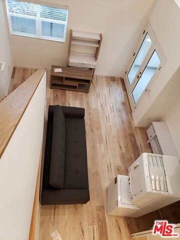 517 N Harvard Boulevard, Los Angeles, CA 90004