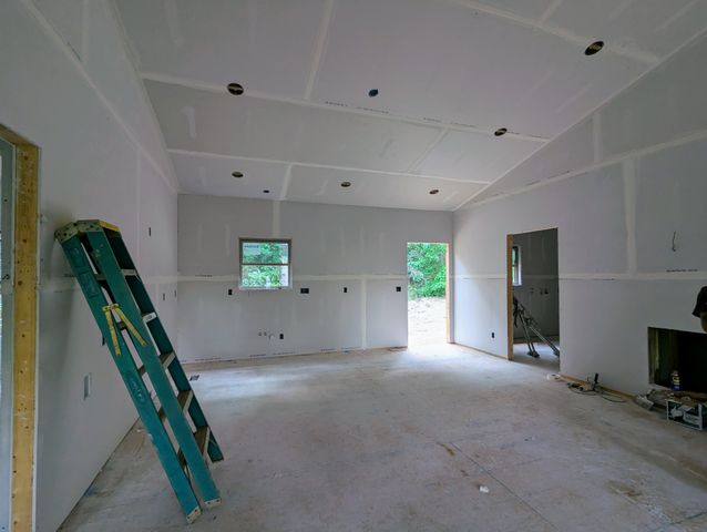 143 Casson Rd, Ocoee, TN 37361
