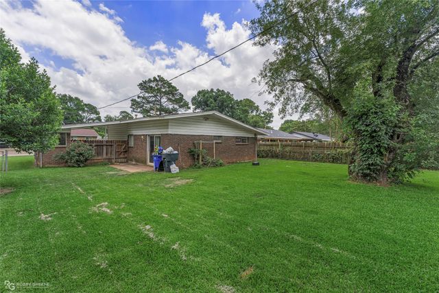 2522 Captain Sawyer Drive, Shreveport, LA 71104