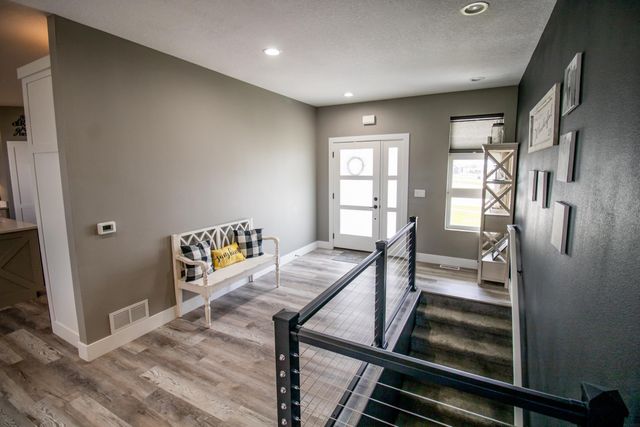 1909 Reese Road, Cedar Falls, IA 50613