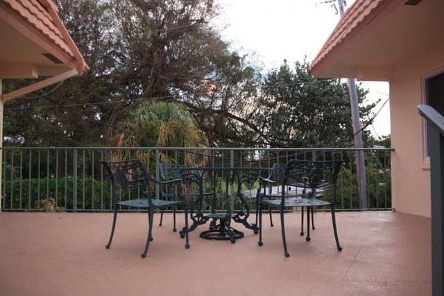 2300 SE 2nd Street 24, Pompano Beach, FL 33062