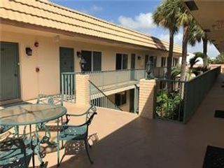 2300 SE 2nd Street 24, Pompano Beach, FL 33062