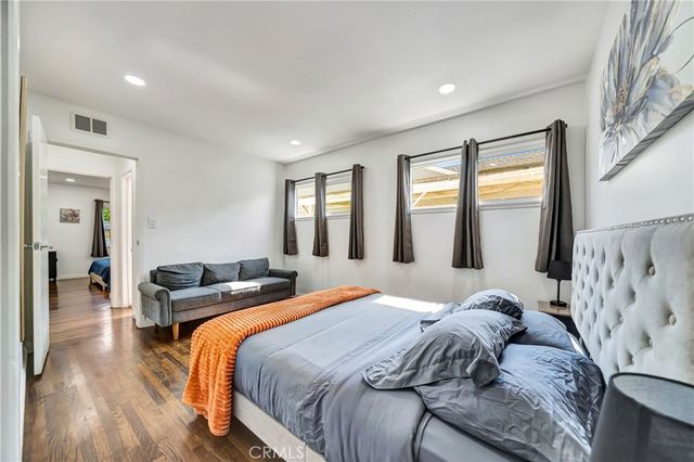 15732 Covello St, Van Nuys, CA 91406