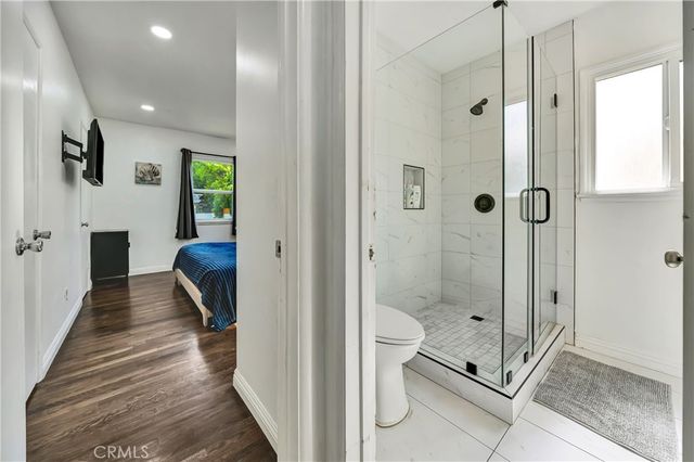 15732 Covello St, Van Nuys, CA 91406
