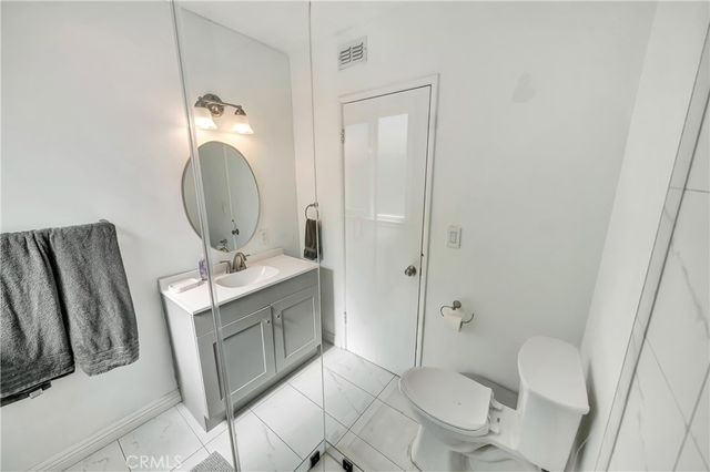 15732 Covello St, Van Nuys, CA 91406