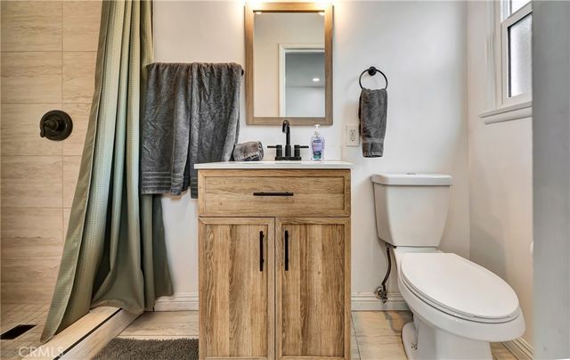 15732 Covello St, Van Nuys, CA 91406