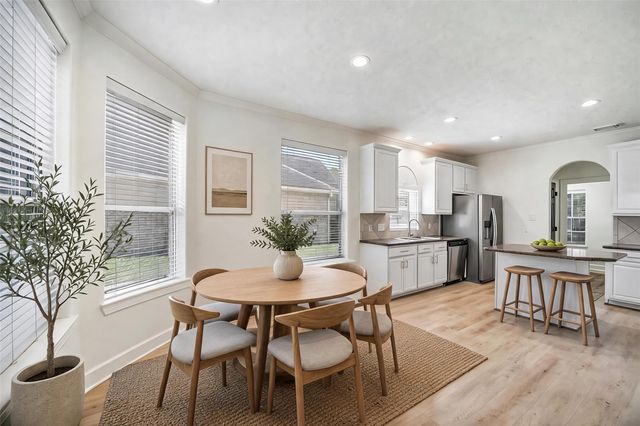 17306 Eagle Ledge Drive, Tomball, TX 77377